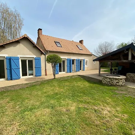 Aux Premieres Loges - De Charme Proche Du Circuit Дом отдыха Арнаж