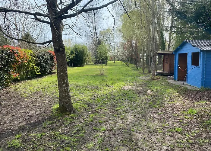 Сasa de vacaciones Aux Premieres Loges - De Charme Proche Du Circuit Arnage