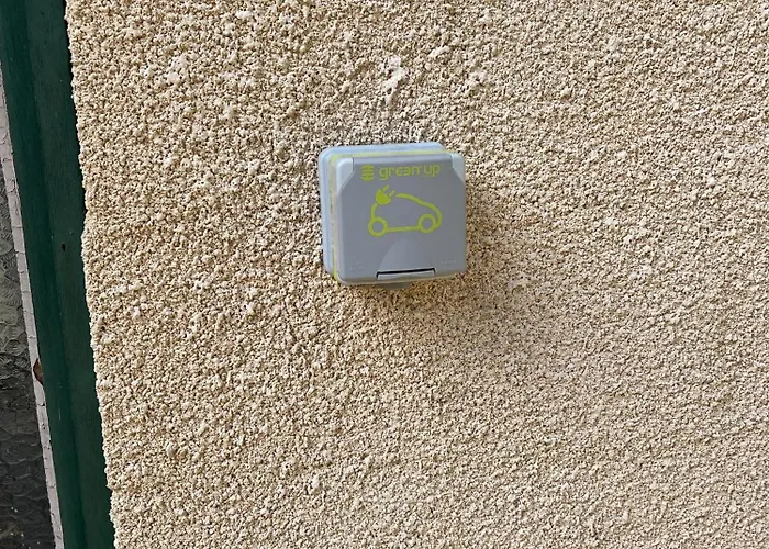 Aux Premieres Loges - De Charme Proche Du Circuit Arnage