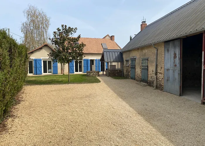Сasa de vacaciones Aux Premieres Loges - De Charme Proche Du Circuit Arnage
